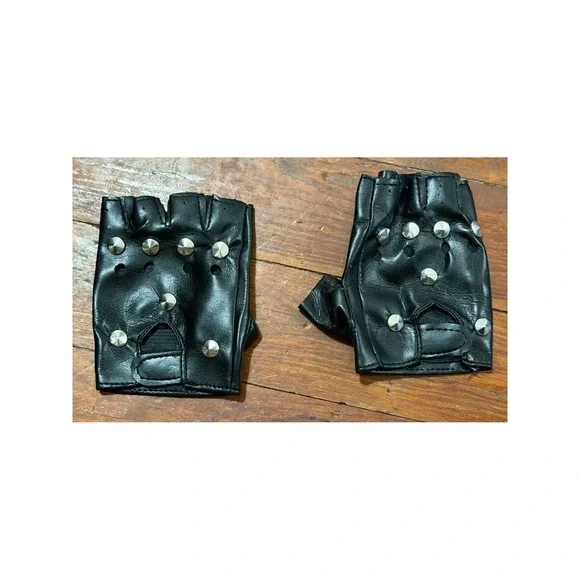 Black Faux Leather Fingerless Biker Gloves Silver Studded Punk Rock Goth Mens - Picture 3 of 3